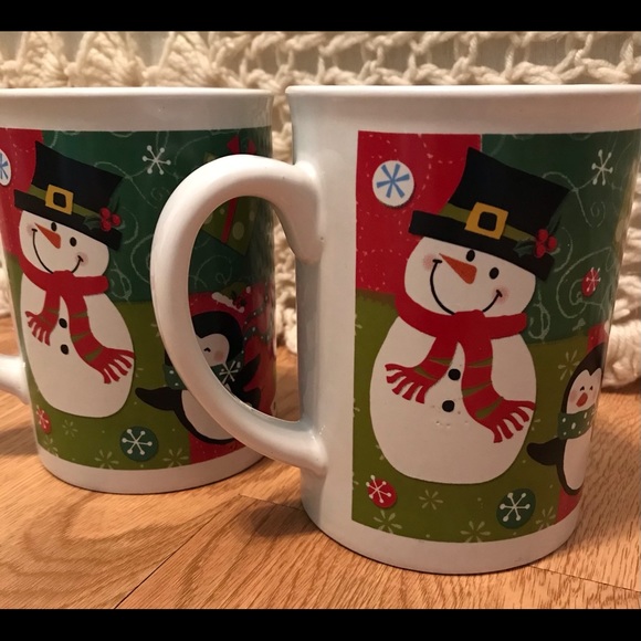 6/$20 Set of 2 LARGE Christmas Mugs with Santa and Friends in New Condition - Picture 7 of 10